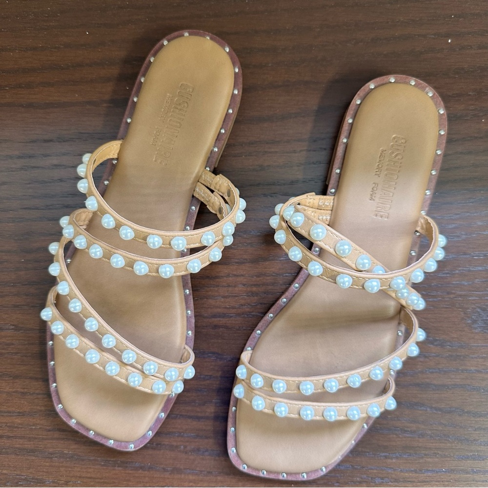 Cushionaire pearl sandals